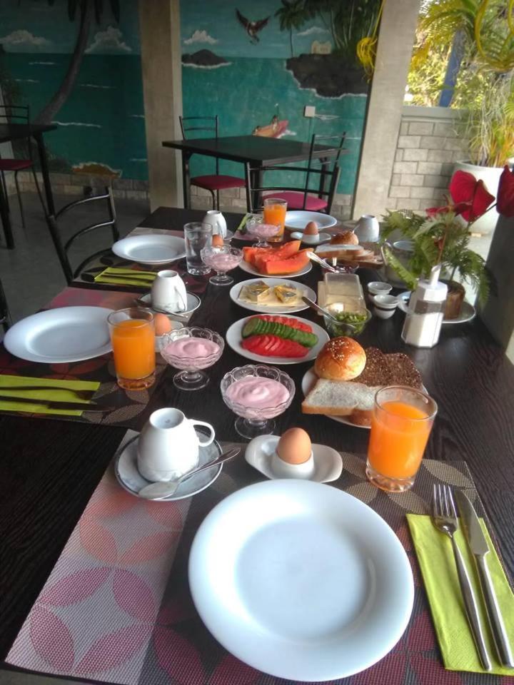 Villa Butterfly Moragalla ภายนอก รูปภาพ